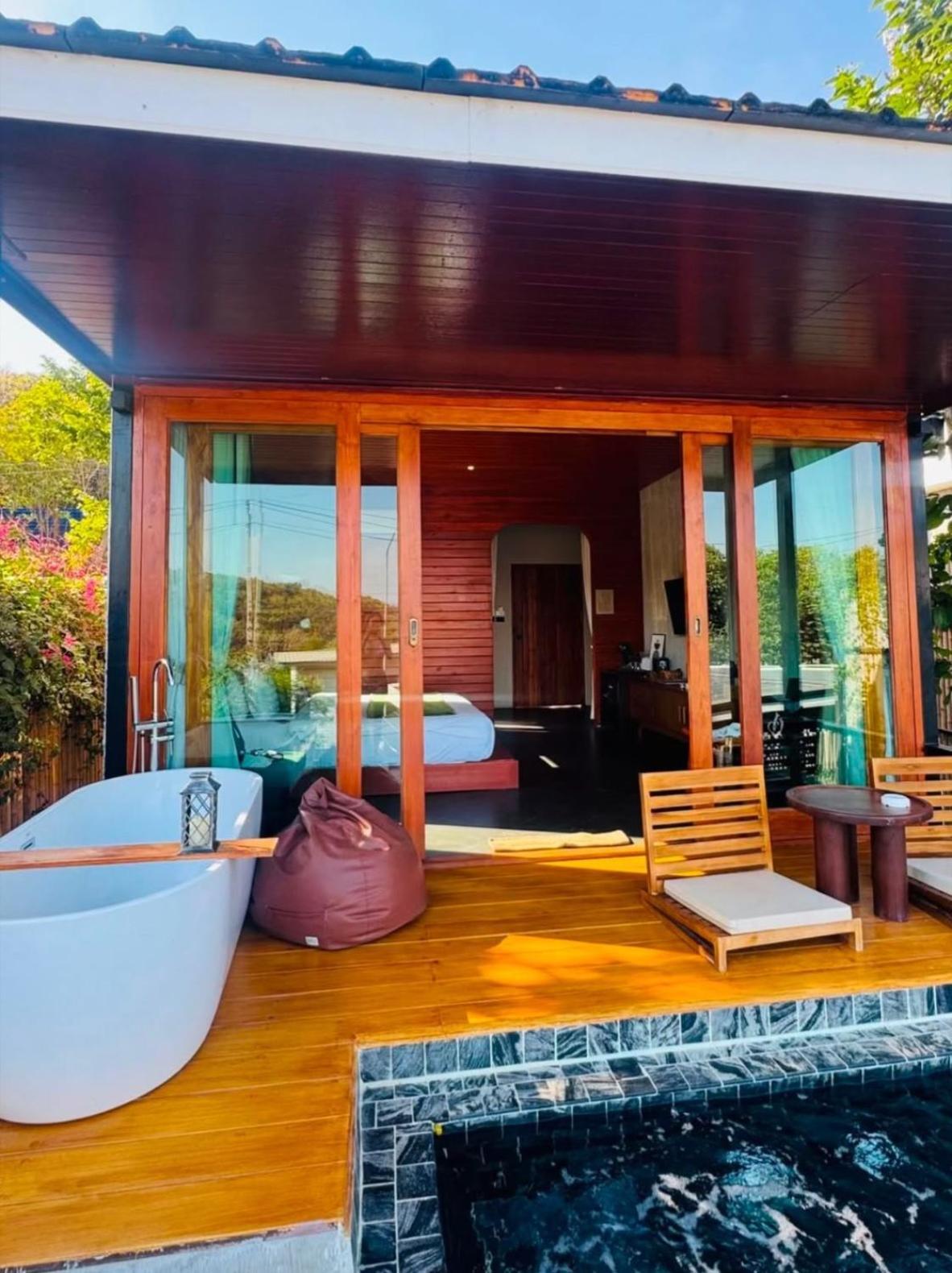 Phuzita Kohlarn-ภูศิตา เกาะล้าน Villa Exterior photo